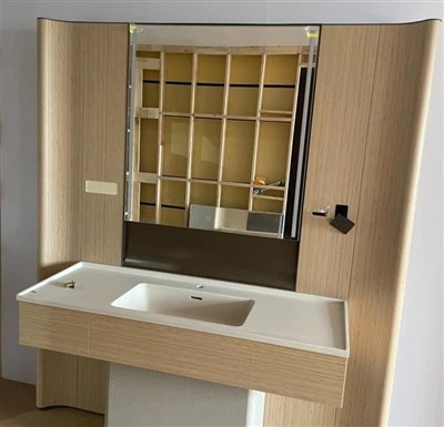 ホテルミラースクリーン